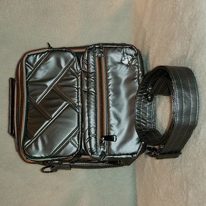 Lug Wrangler Cross body